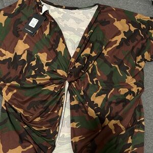 Short Set-Twist Top & Shorts